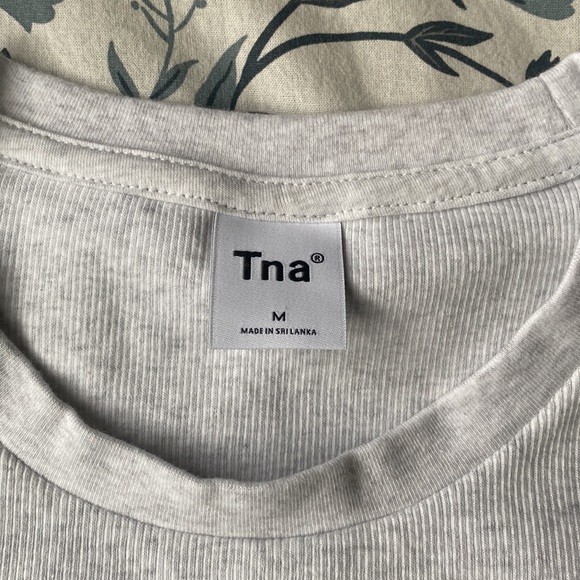 Tna Ribbed Cropped T-shirt - Picture 2 of 3